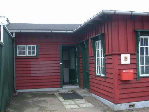 Espergrde gamle station, indgang